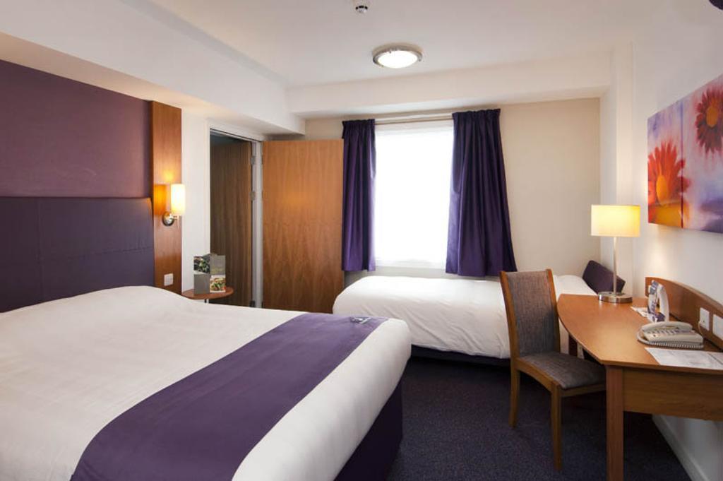 Premier Inn Newcastle Airport South Woolsington Rum bild