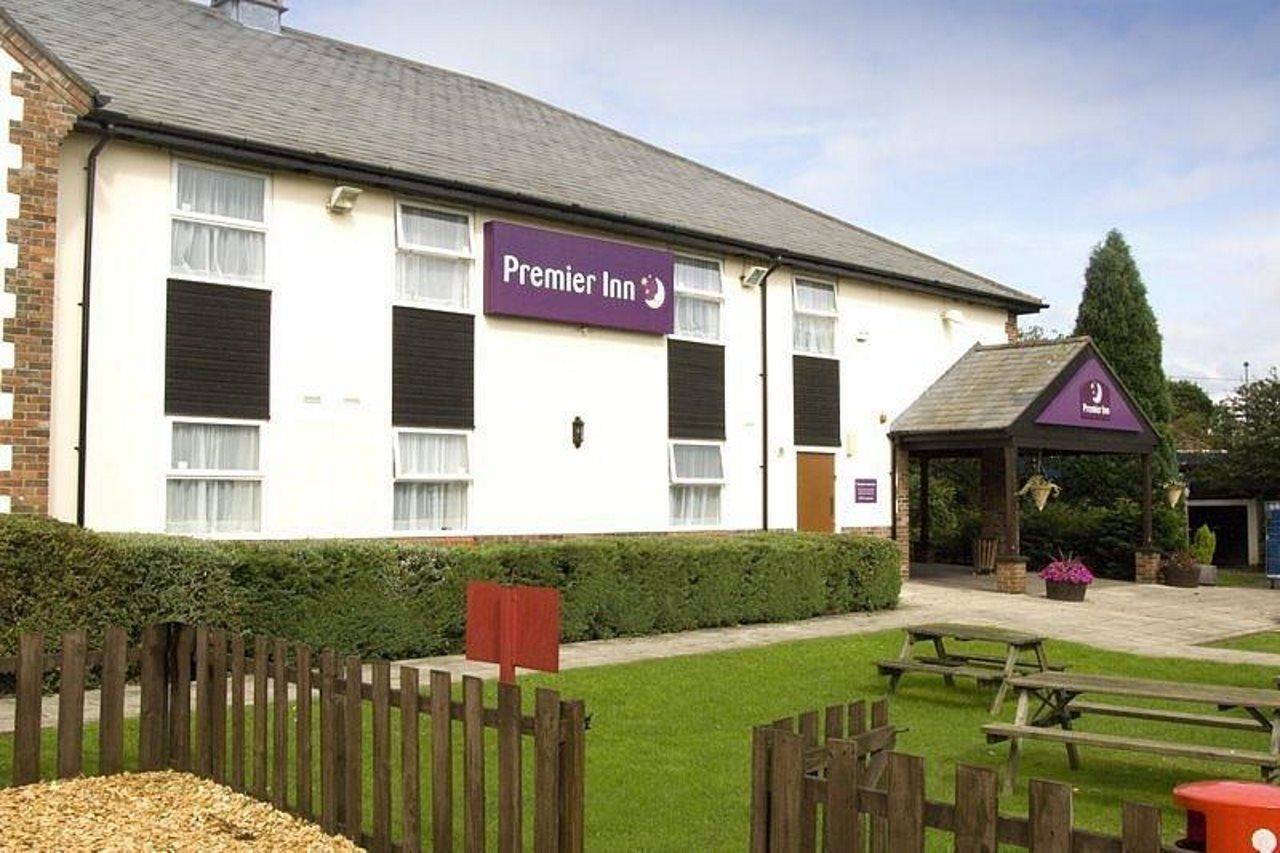 Premier Inn Newcastle Airport South Woolsington Exteriör bild